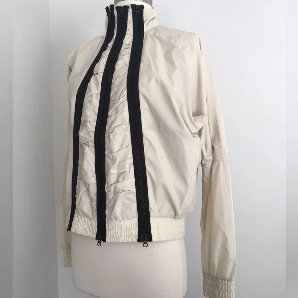 Stella McCartney NYLON THREE FULL ZIP FRONT CLOSURE LINED ZIP POCKET JACKET - Picture 5 of 12